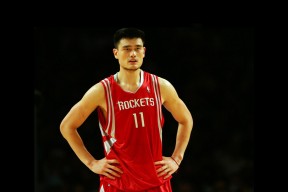 爱游戏智能平台-内马尔迎来三赛季出色发挥，MAD观众热烈欢呼！全场沸腾不已